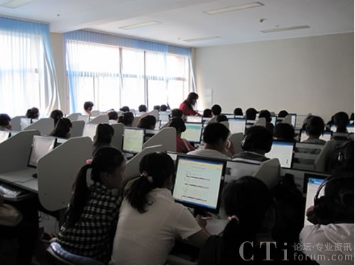 Ӎ�w�����Ĵ�W(xu��)������ͨԒģ�M�y(c��)ԇ�c�W(xu��)��(x��)ƽ�_(t��i)