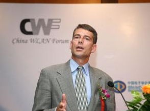 博通公司副總裁兼家庭與無線連網(wǎng)事業(yè)部總經(jīng)理Michael Hurlston