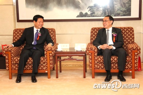 ���ʡί����ӛ��ʡ�L�w�����c�Ї�(li��n)ͨ������(j��ng)��������ͨ����